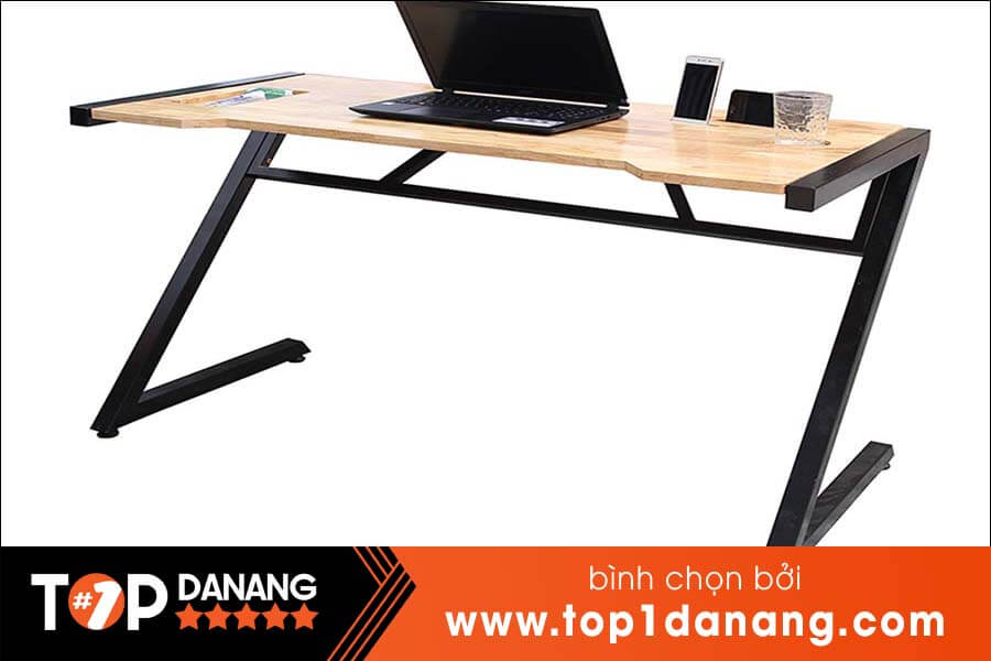 Bàn chữ Z tại Đà Nẵng