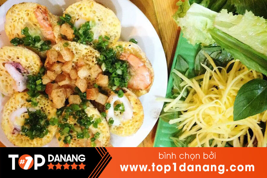 Bánh căn tại Đà Nẵng