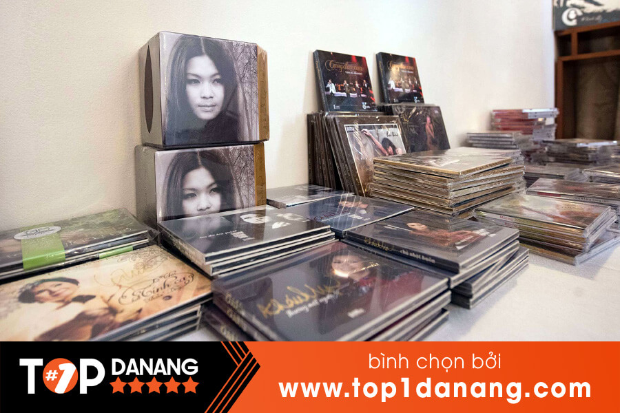 Cửa hàng băng đĩa Đà Nẵng