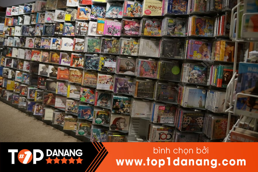Cửa hàng băng đĩa ở Đà Nẵng