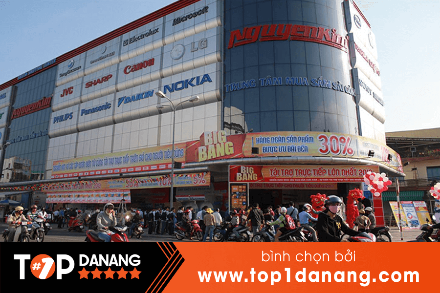 Đèn bàn học Đà Nẵng Siêu thị Nguyễn Kim