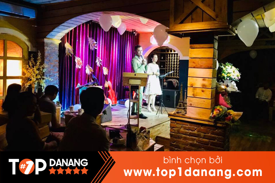 Phòng trà Đà Nẵng