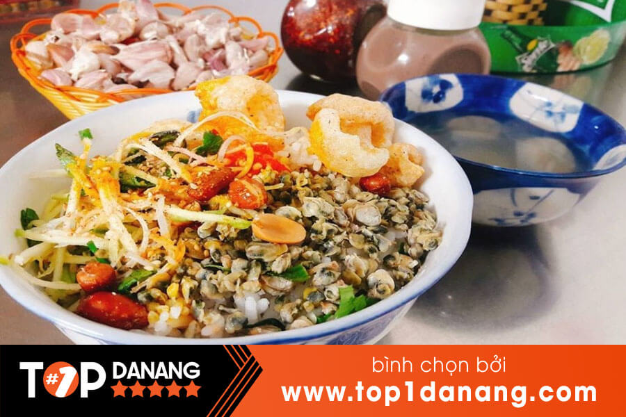 Quán cơm hến tại Đà Nẵng