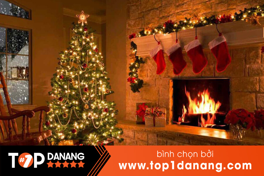 Cây thông noel Đà Nẵng