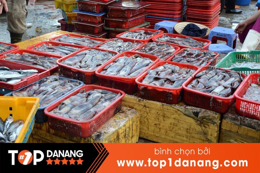 Đến chợ Lầu Đèn Đà Nẵng mua gì