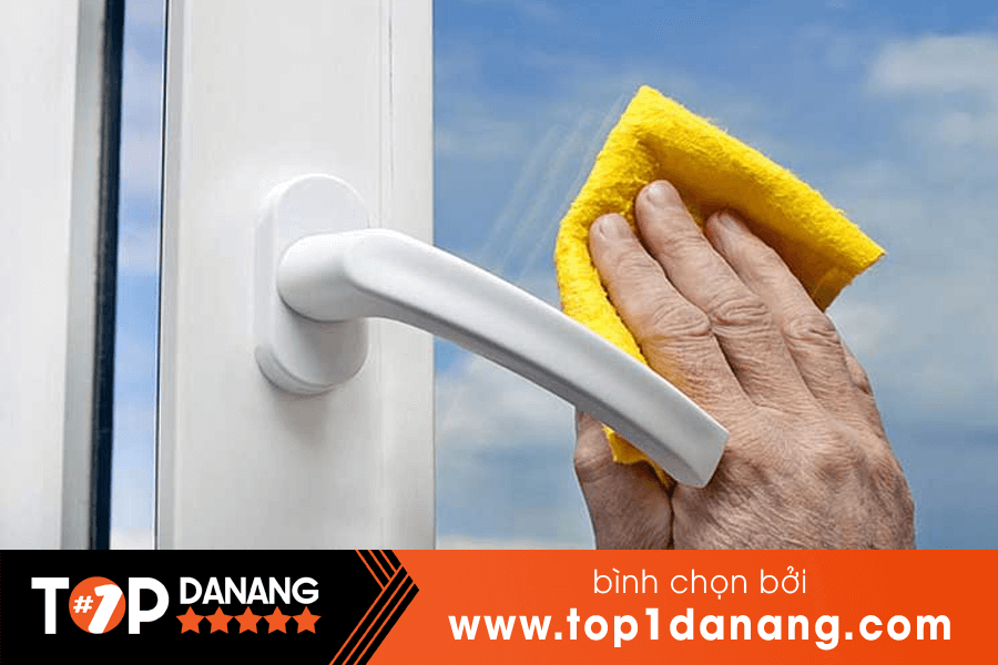 Cung cấp dịch vụ lau kính Đà Nẵng - Myhome