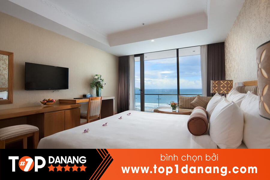 Khách sạn mặt biển Đà Nẵng Diamond Sea Hotel