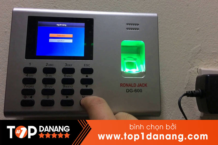 Máy chấm công giá rẻ Đà Nẵng