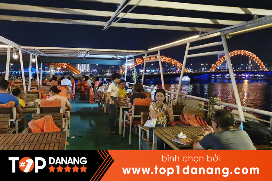 Nhà hàng du thuyền Tàu rồng sông Hàn