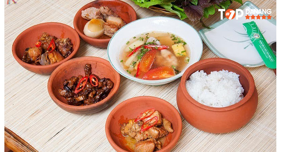Quán cơm bình dân ngon ở đà nẵng