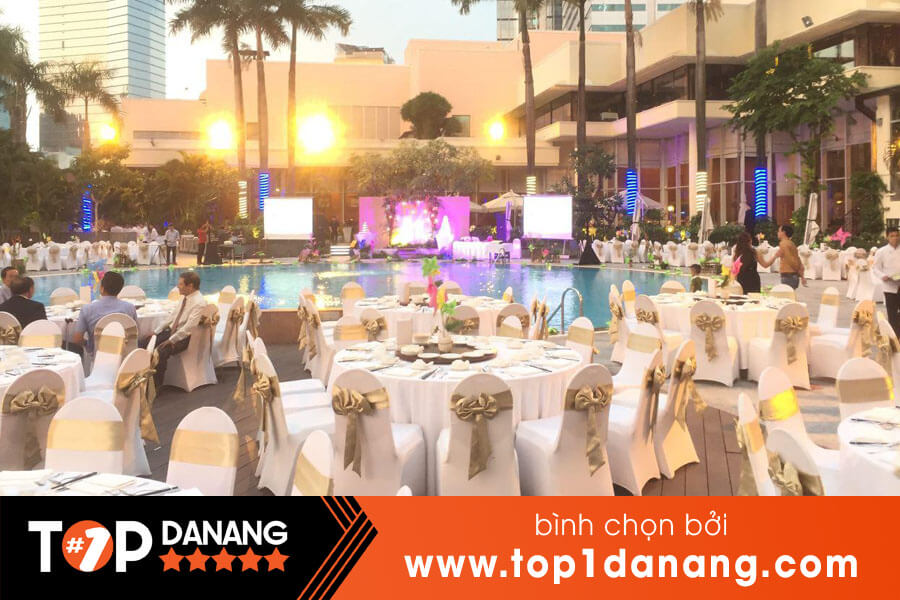 Thuê bàn ghế Đà Nẵng