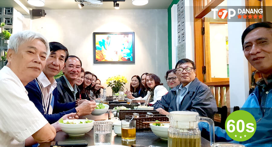 Tiệm ăn 60s Đà Nẵng