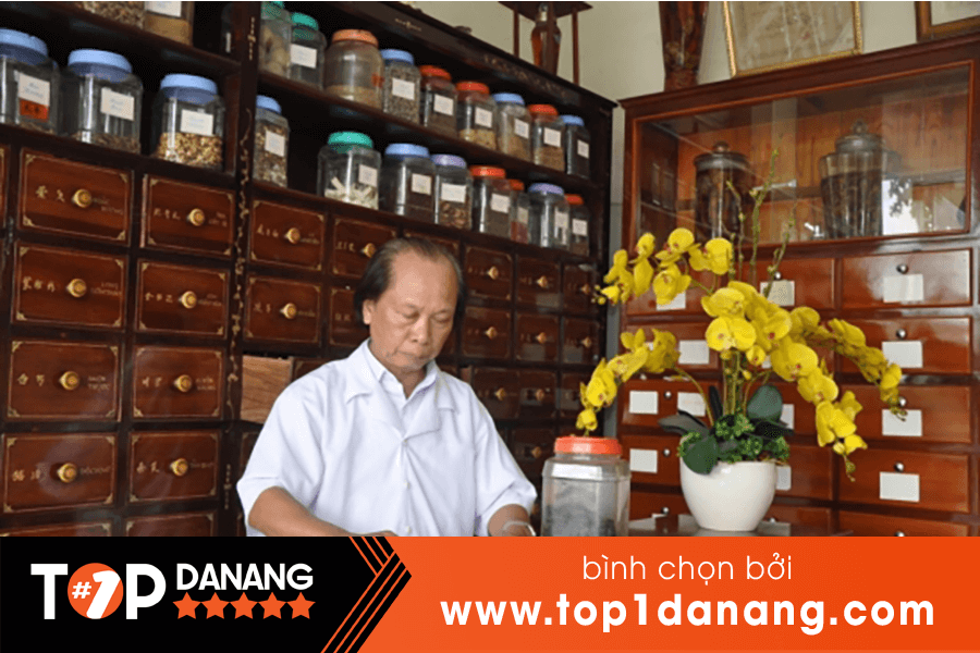 Tiệm thuốc bắc của lương y Nguyễn Đức Dũng ở Đà Nẵng