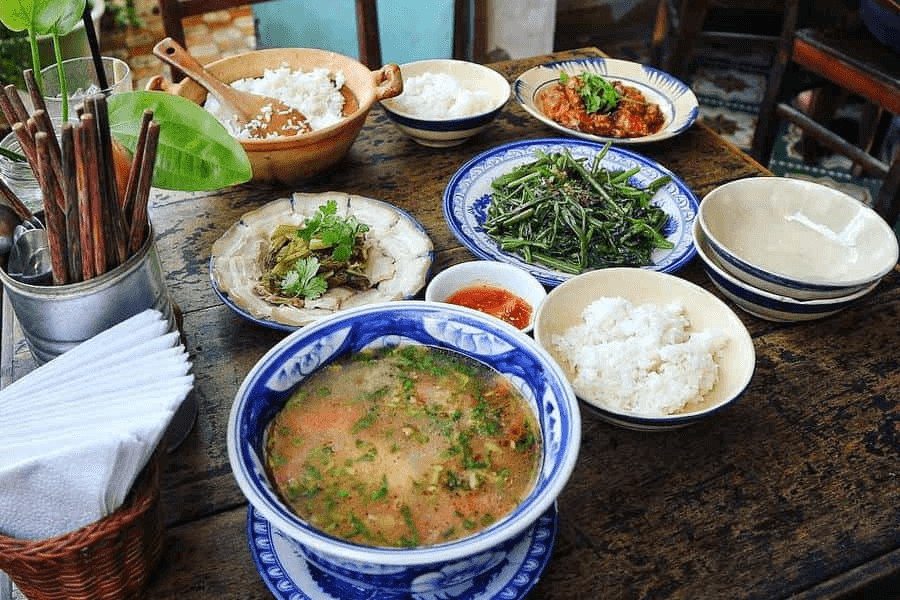 Về Nhà Có Cơm – quán cơm niêu ngon Đà Nẵng