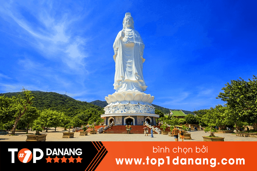 Địa điểm linh thiêng ở Đà Nẵng dịp Tết - Chùa Linh Ứng