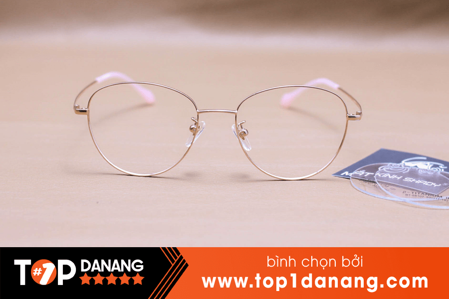 Cửa hàng cắt kính cận giá tốt Đà Nẵng Phương Nam