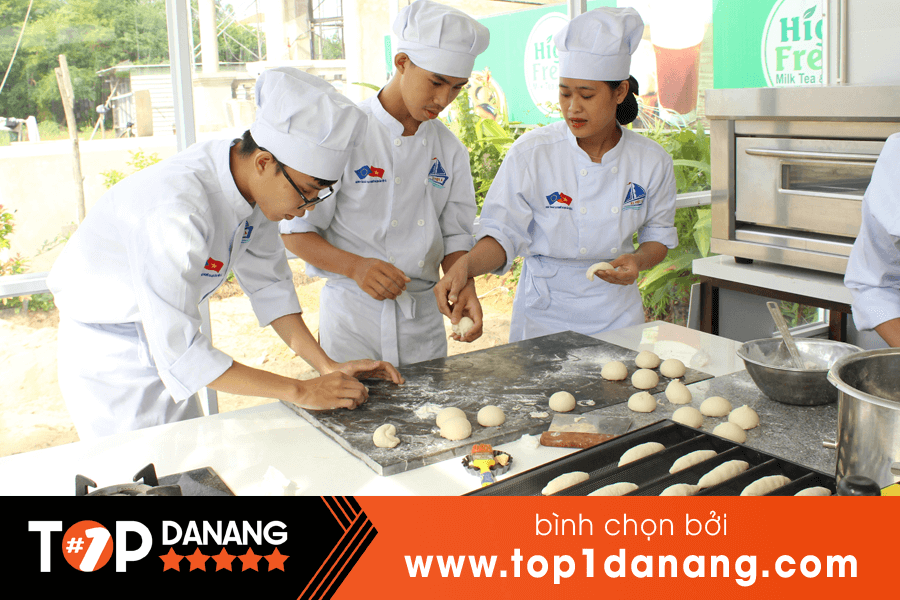 Trường dạy học làm bánh Đà Nẵng Âu Việt Á