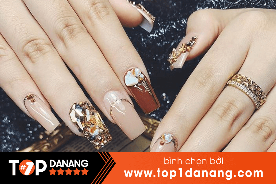 trung tâm học nial đà nẵng lê Yến Nails & eyelash