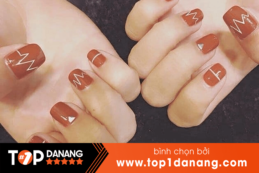 đào tạo nghề nail uy tín đà nẵng Uri Nails