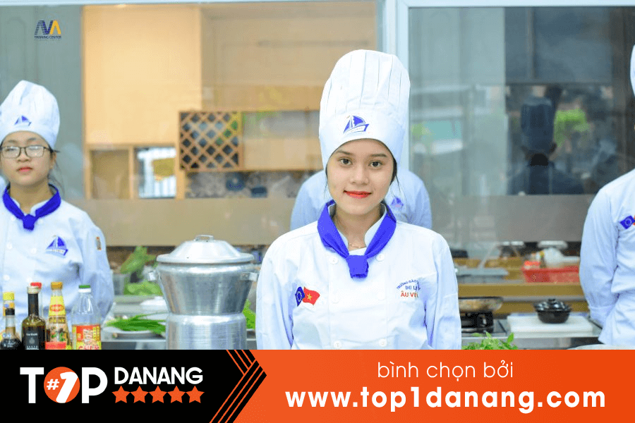 dạy học nấu ăn chuẩn quốc tế AVA Đà Nẵng