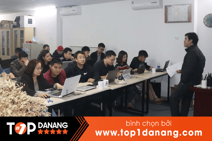 Học nghiệp vụ xuất nhập khẩu Đà Nẵng công ty Giáo Dục Việt Nam