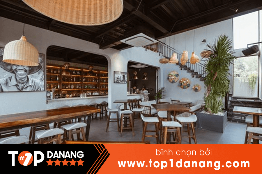 Tiệm cà phê dưới núi Sơn Trà Đà Nẵng - Son Tra Retreat