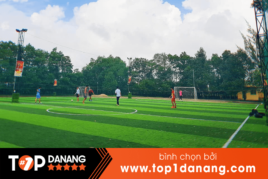 Sân cỏ nhân tạo Đà Nẵng đạt chuẩn Việt Hàn
