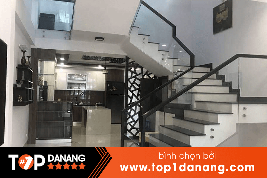 Thi công lan can kính cầu thang Tân Bình Đà Nẵng